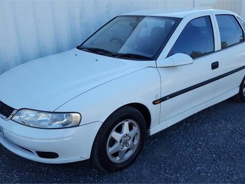 (SOLD) Automatic cars holden vectra low km 2000 review смотреть онлайн