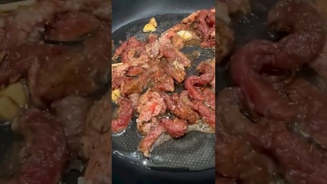 САМЫЙ ПРОСТОЙ САЛАТ ДЛЯ МУЖЧИН смотреть онлайн