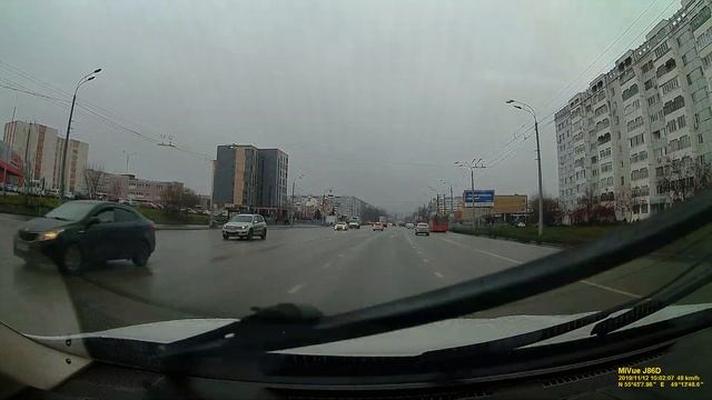 Дневная съемка Mio MiVue J86 смотреть онлайн