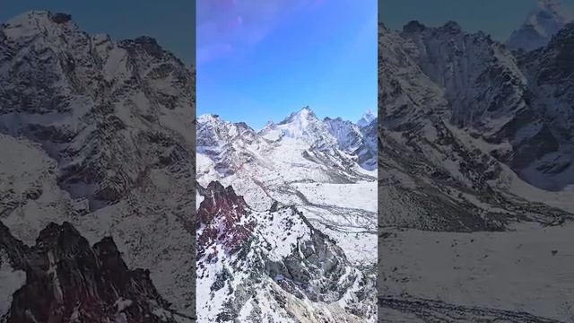 Полет вокруг Эвереста - самой высокой горы в мире #непал #эверест #mountains #travel смотреть онлайн