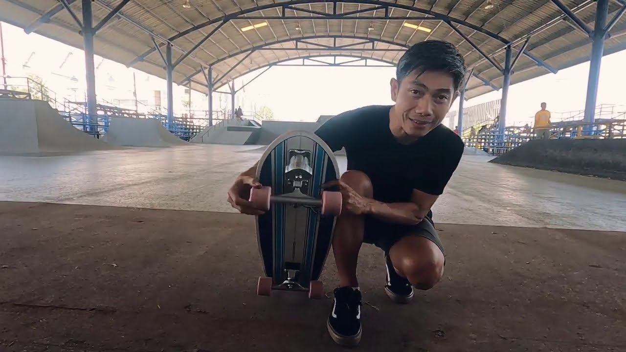 Locus Surfing Surfskate 32” Review and Test Ride смотреть онлайн