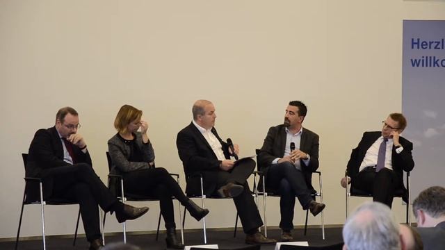 05 - Podiumsdiskussion