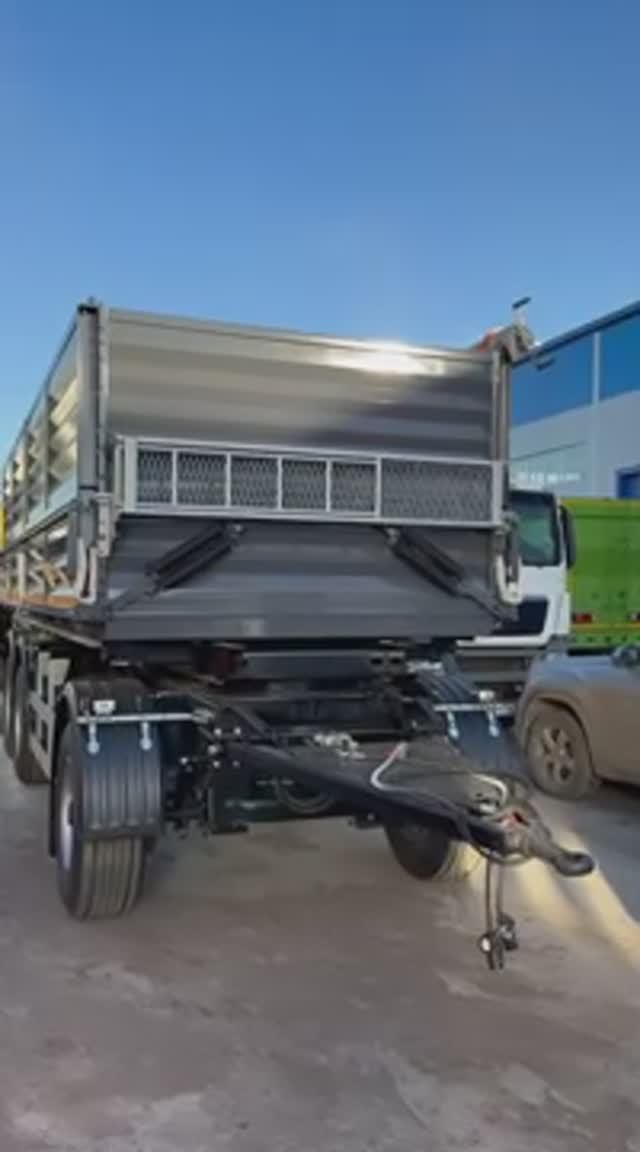 Изготовили самосвальный, зерновозный прицеп... смотреть онлайн