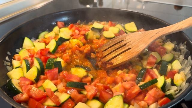 Zucchini Mit Eiern – Abendessen In 20 Minuten! Schnelles, Leckeres Rezept Mit Einfachen Zutaten!