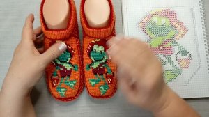 Вяжем следочки по схеме " Лягушонок 🐸 Пузя"