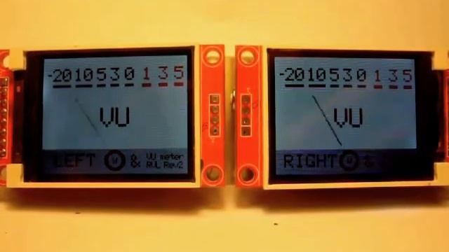 TFT VUmeter на ST7735 и контроллере ATMEGA8 смотреть онлайн