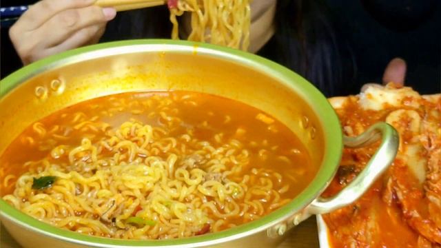신라면더레드🥵 두배 매워졌다더니... 엥??? 너무빨리 먹어버린 이유🔥really spicy ramen EATING REAL SOUNDS MUKBANG ASMR смотреть онлайн