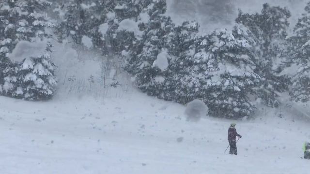 Snowboarding Trip | VLOG смотреть онлайн