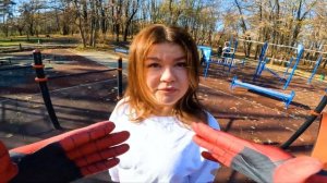 SPIDER MAN ESCAPING BEAUTIFUL STRANGE AGGRESSIVE GIRL IN REAL LIFE (Comedy parkour pov chase)