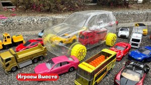 Играем вместе в машинки  ! Играем на природе !