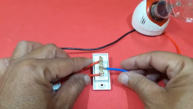 4 Switches & 1Light ( easy way ) смотреть онлайн