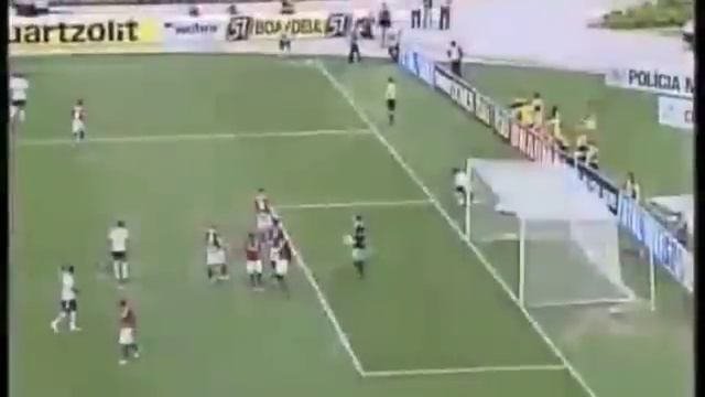 Roberto Carlos Wondergoal from Corner смотреть онлайн