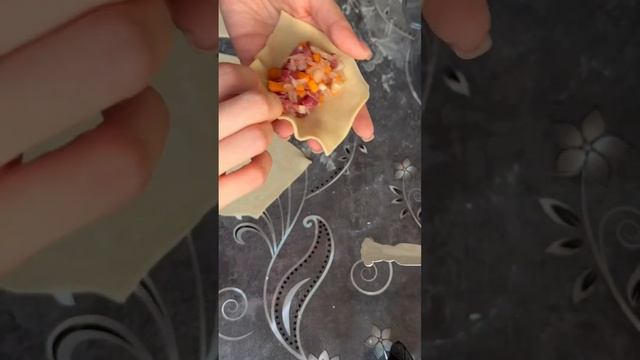Манты с тыквой и мясом 🥩 #рустамовнаготовит #манты смотреть онлайн