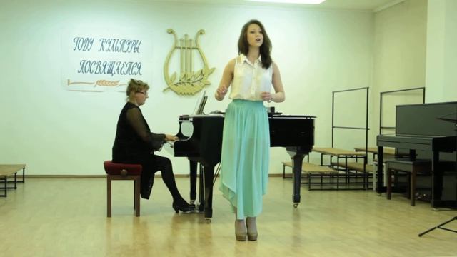 Французская песенка C'est le mai, mois de mai, академ.вокал, Арине 17 лет, первый год обучения смотреть онлайн