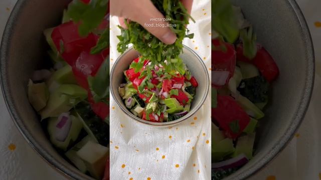 Полезный салат с киноа || салат к обеду #asmrfood #салаты #киноа #салатскиноа #pancake #recipe смотреть онлайн
