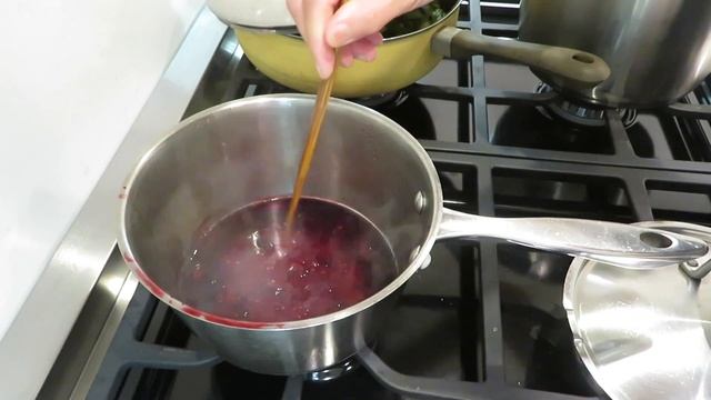 Cooking - simple blackberry sauce смотреть онлайн