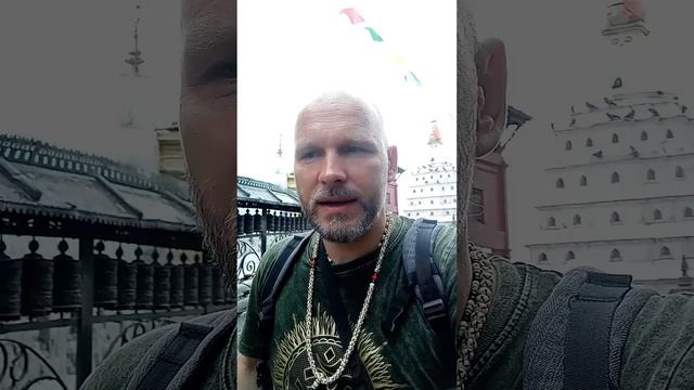 Храм обезьян или Храм Сваямбунатх в Непале. Очень колоритное место! #непал #путешествия #monkey смотреть онлайн