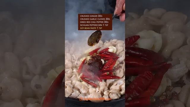 HOW TO COOK PORK INTESTINES LIKE A PRO? #recipe #cooking #chinesefood #pork #intestine #chitterling смотреть онлайн