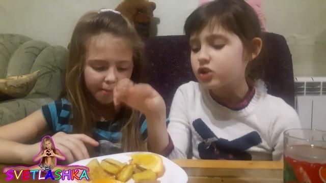 ПОПРОБУЙ НЕ ЗАПИВАТЬ ЧЕЛЛЕНДЖ #SVETLASHKAMILASHKA смотреть онлайн