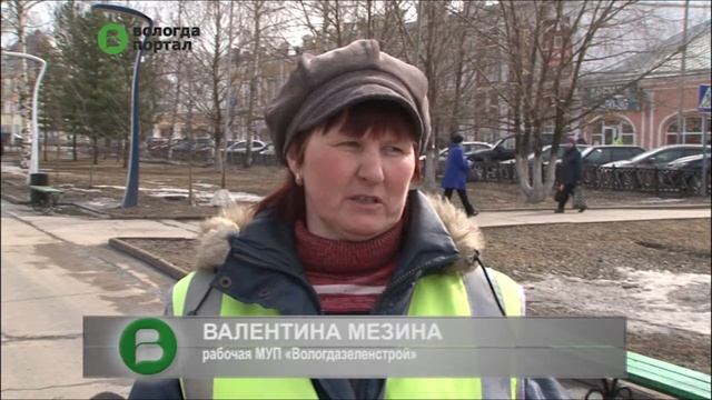 Скамейки и урны начали устанавливать в Вологде
