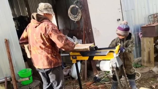 Настоящая жизнь в деревне. Многодетная семья. /Семья Фетистовых