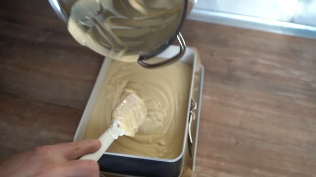 Sernik Marzenie Kawosza z sera z wiaderka. Szybki przepis na prosty sernik kawowy na herbatnikach смотреть онлайн