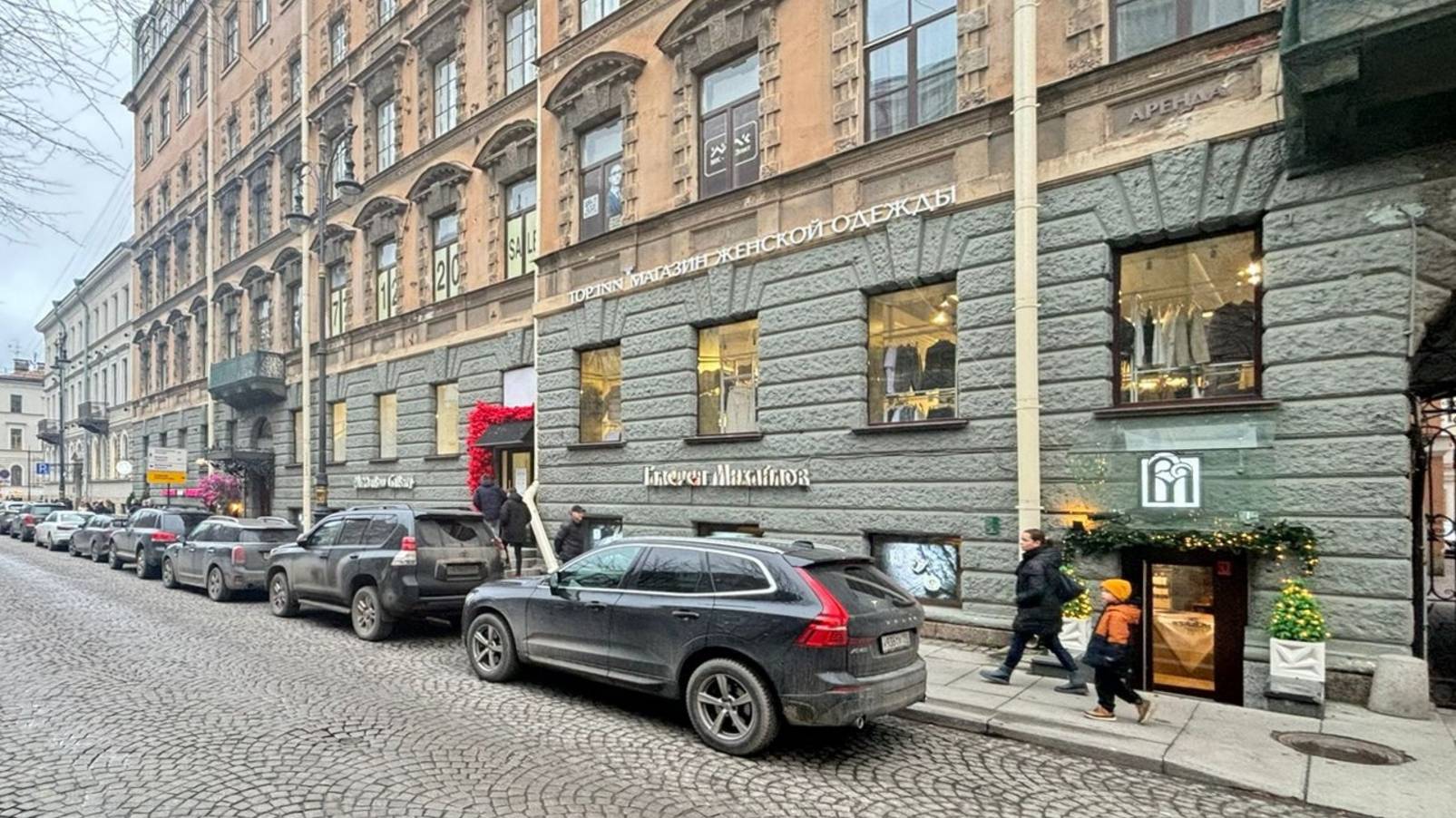 Аренда торгового помещения на Большой Конюшенной, 10 (СПб), 210 кв. м