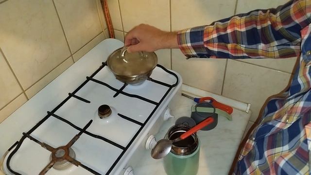 Перловая каша в термосе. Pearl Porridge Boiled In A Thermos. Kasza Perłowa Gotowana W Termosie.