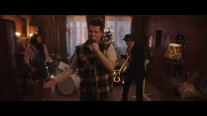 Гарик Харламов начал с Цоя и "Кино", а закончил группой «Купание обезьяны в теплой воде»