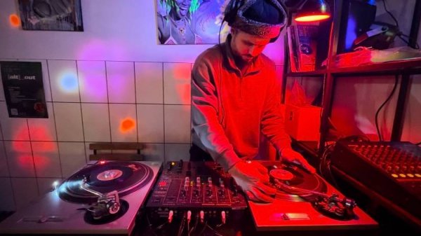 PRE PARTY OPINION POINT DJ BOCHOK
29.11.24.