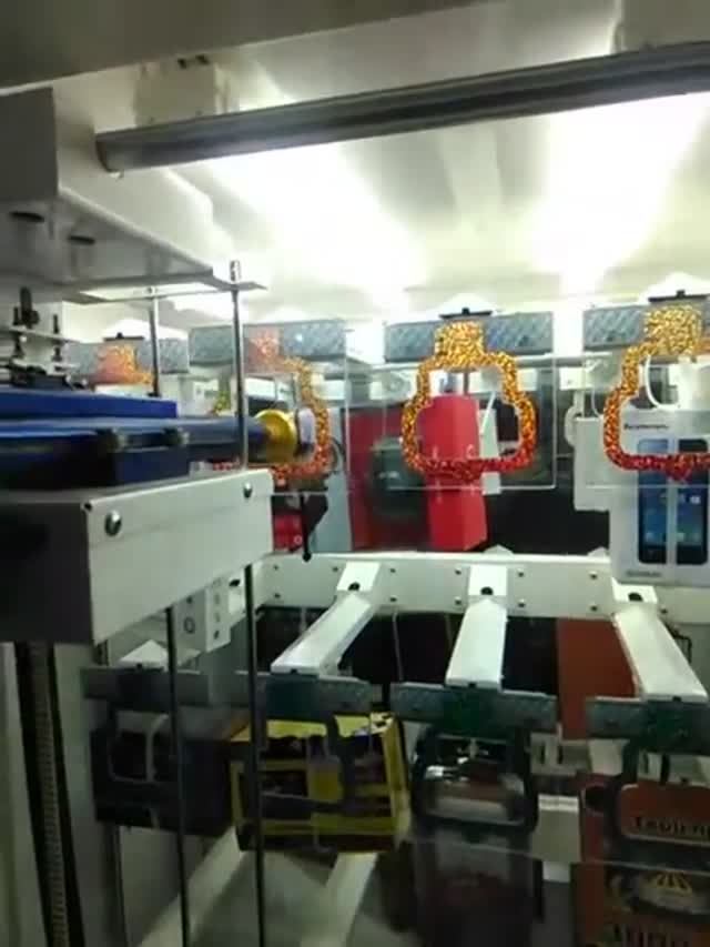 КАК ВЫИГРАТЬ В АВТОМАТЕ? ВЫИГРАЛ ЭКШН КАМЕРУ! смотреть онлайн