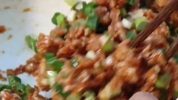 肉饼这样做全家都吃不够，简直太好吃了！