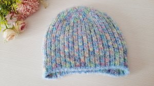 Шапка с ушками из мягкой пушистой пряжи. // Подробный МК.//