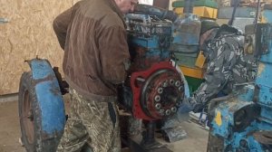 Раскатываем МТЗ-80 для установки СТАРТЕРА и замены КОРЗИНЫ СЦЕПЛЕНИЯ.