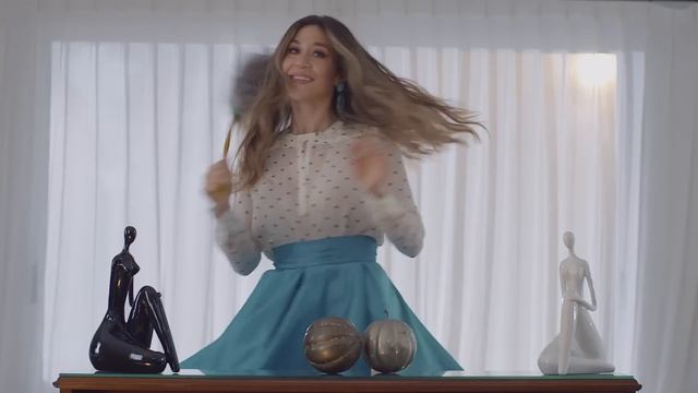 j mena - La Tonta (Official Video) смотреть онлайн