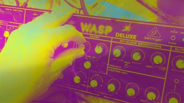 Behringer Wasp: First Sounds (With Valhalla Supermassive) deluxe space music synthesizer reverb