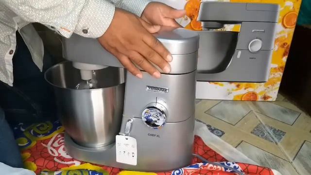 عجان كينوود ١٢٠٠ وات KENWOOD Mixer chef XL 1200 watt смотреть онлайн