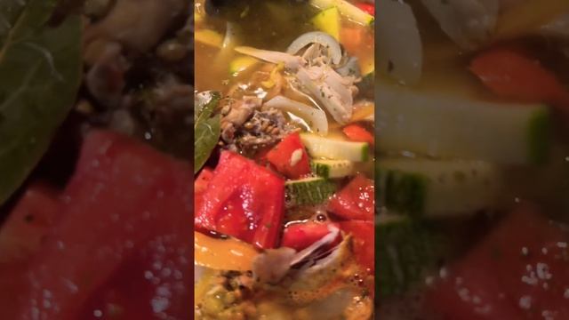 Lentils and chicken soup! #lentilsoup #chickensoup смотреть онлайн