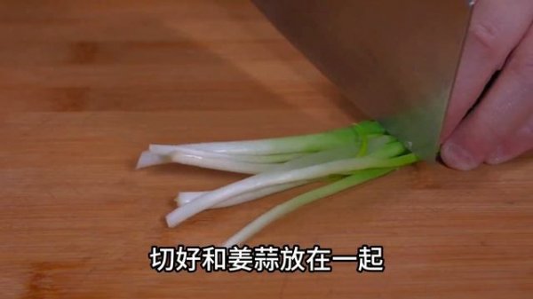 西蘭花怎樣炒不發黃,學會這樣做,翠綠爽口又入味,看完記得收藏【阿光廚房】#西蘭花 #西蘭花做法 #西蘭花料理 #西蘭花食譜 #西蘭花煮法