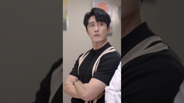 [FULL]《暖婚甜入骨》女醫生相親走錯桌，被一對天真可愛的萌娃纏住當後媽，帥氣爹地介紹自己是個司機，不料婚後她發現老公竟是京海首富，萌娃是她親生的！原來5年前那一晚是他！命運的真的如此奇妙？MTD смотреть онлайн