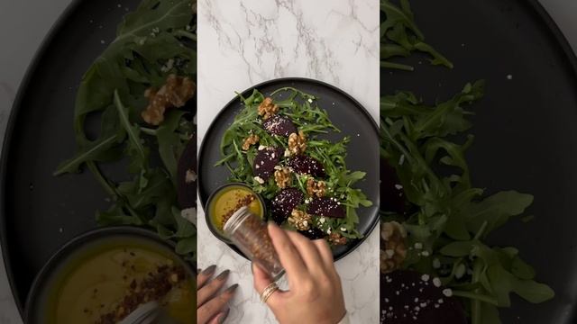 Mediterranean Diet Arugula & Beets Winter Salad #healthyrecipes смотреть онлайн