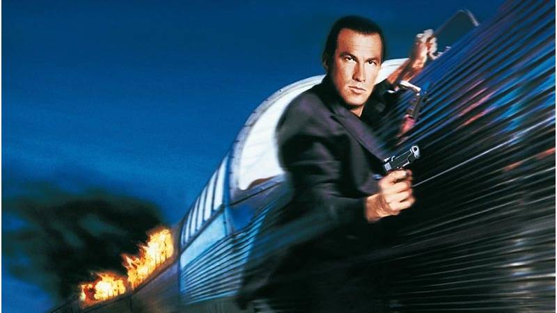 В осаде 2: Тёмная территория / Under Siege 2: Dark Territory (русский трейлер) смотреть онлайн