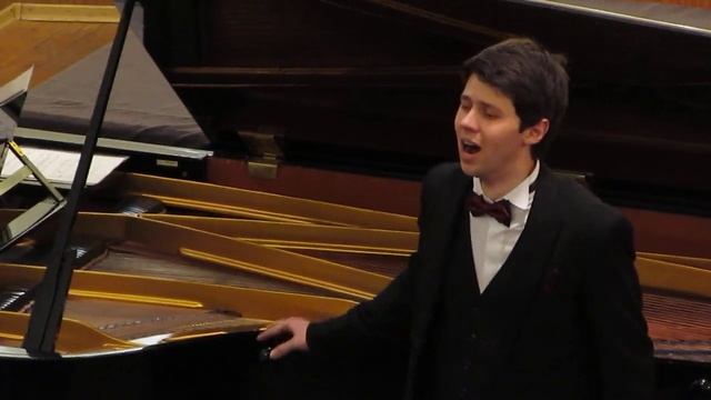 Чайковский. Средь шумного бала (В. Лашко) смотреть онлайн