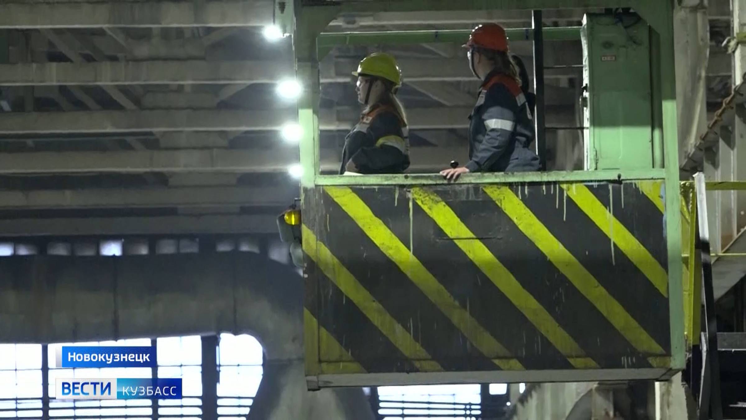 Из товароведа в крановщицы: Кадровый центр помог новокузнечанка сделать карьерный поворот смотреть онлайн