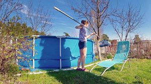 ВЛОГ Начинаем чистку бассейна Intex 457 x 122 1 мая 2018