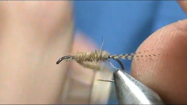 Fly Tying a Gartside Filoplume Emerger with Jim Misiura смотреть онлайн