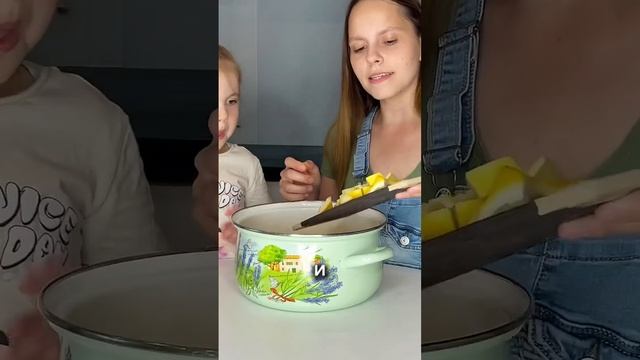 БЕЗ НЕГО НИКАК !!! #врекомендации #рецепты #втоп #рецепт #вкусно #врек #освежающий #лимонад смотреть онлайн