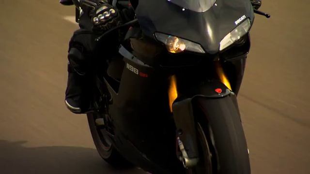 Moto смотреть онлайн