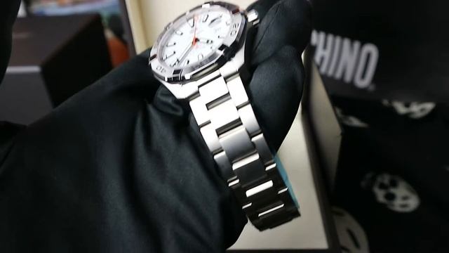 TAG Heuer Aquaracer 43 mm White Dial смотреть онлайн
