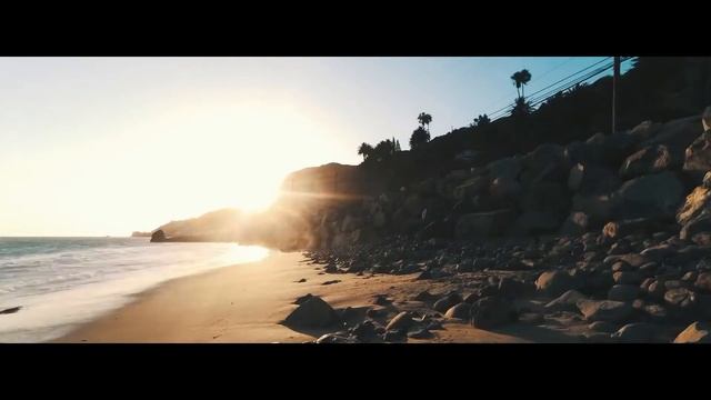 Arthur Adamiec vs. The Dreamers - Life is Strange (Official Music Video) Album Version смотреть онлайн